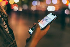 Produktpräsnetation auf dem Handy ansehen